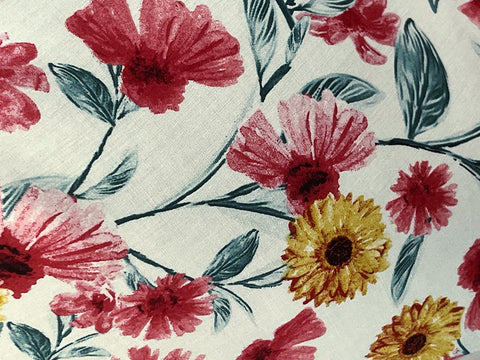 2 Metres Of A Painted Gerbera Floral Print 100% Viscose Poplin Dress Fabric