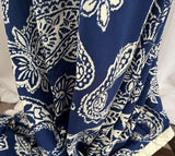REM 2 Metres Of A Powerful Paisly Print 100% Viscose Dress Fabric (Navy)