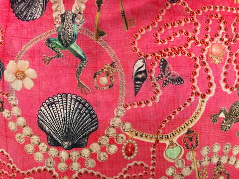 REM 2.3 Mtrs Of An Tantalising Treasures Print Polyester Chiffon Dress Fabric