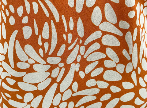 REM 1.5 Mtrs Of A Cyclone Petals Print Polyester Marocain Dress Fabric