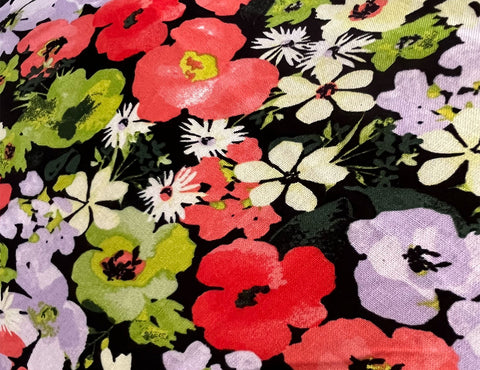 REM 1.2 Metres Of A Fabulously Floral Print 100% Viscose Dress Fabric (Black/Red)