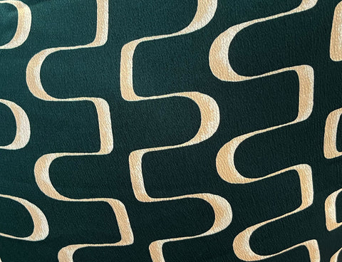 REM 2.5 Metre Piece Of "Chain Reaction" Print Polyester Bubble Satin Dress Fabric